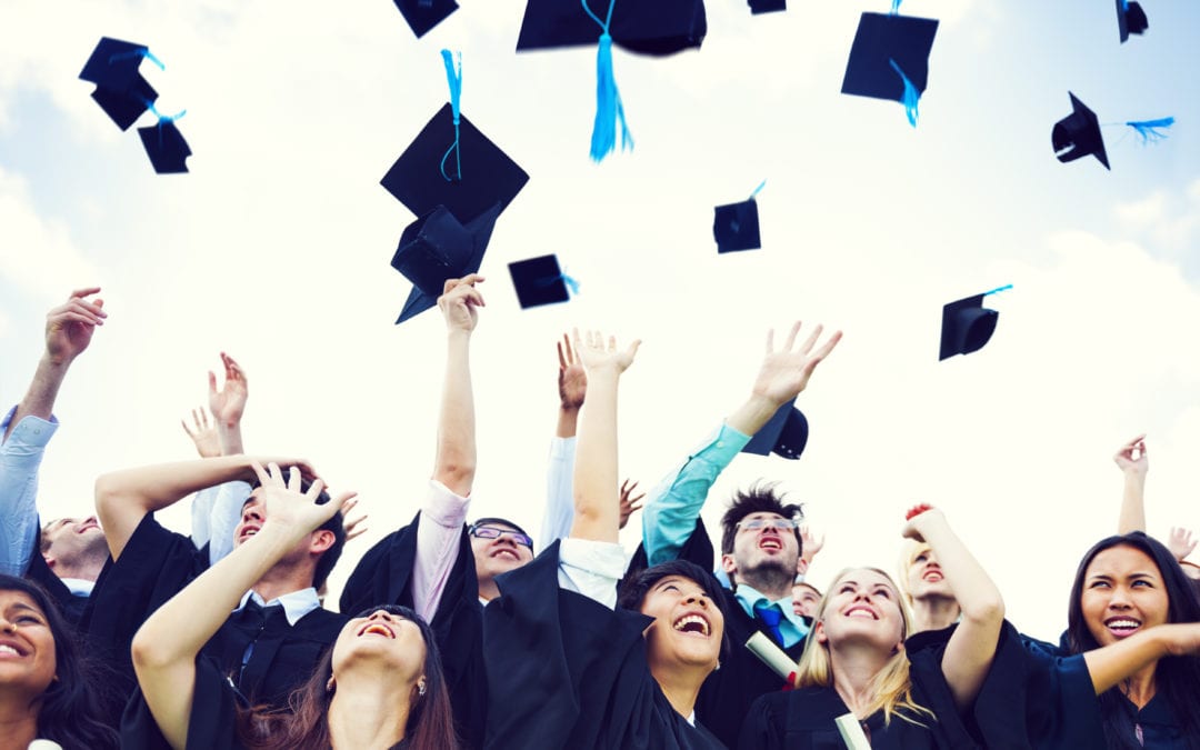 Une cérémonie de remise des diplômes dans le respect des traditions!